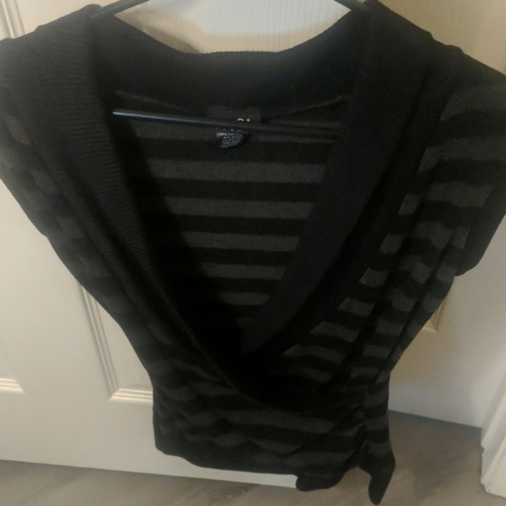 Shirt - Picture 2 of 3